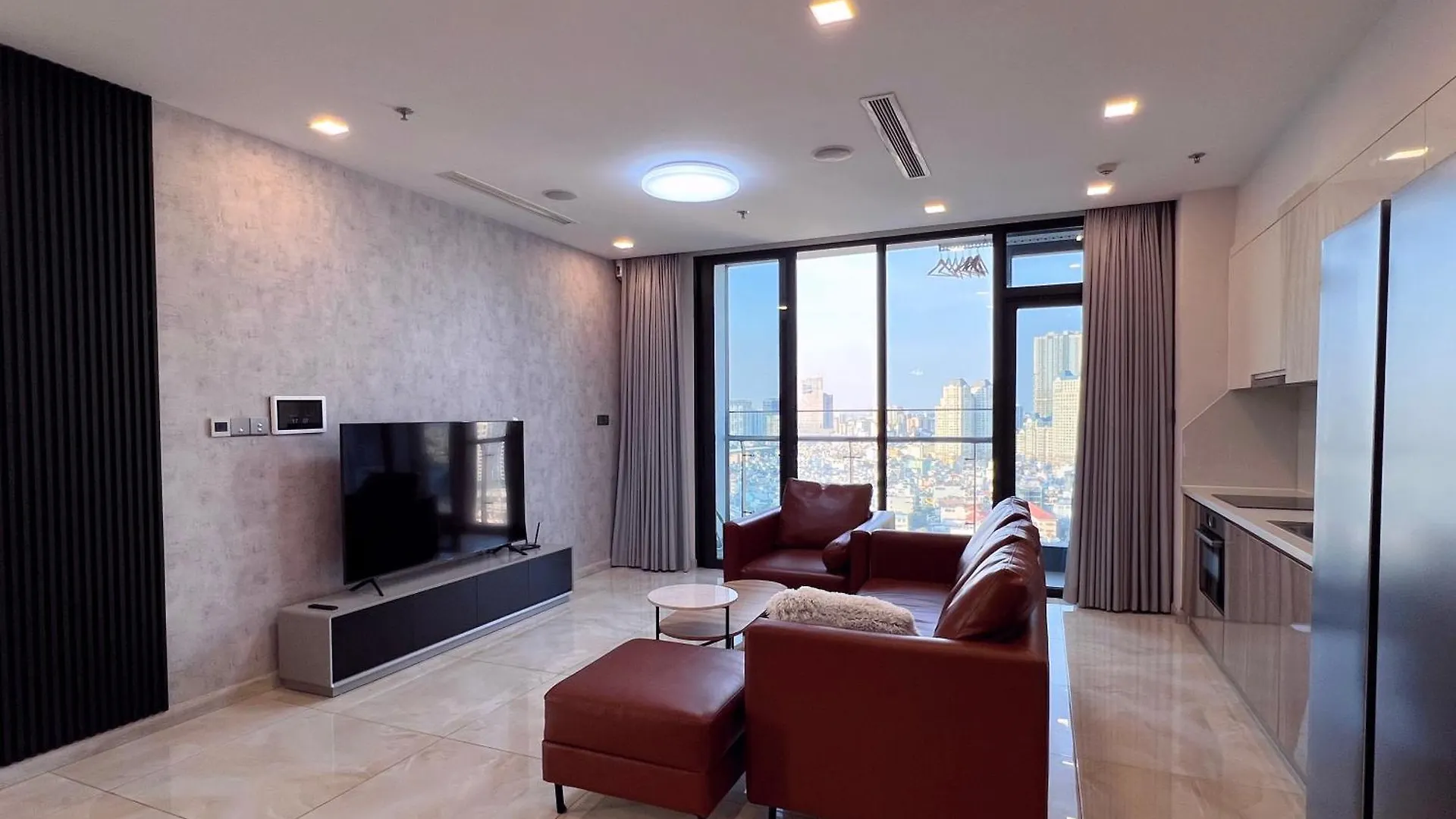 Luxury City Central Apartment 호치민 0*,  베트남